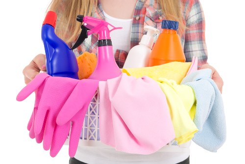 Kitchen and bathroom cleaning for Edgware customers